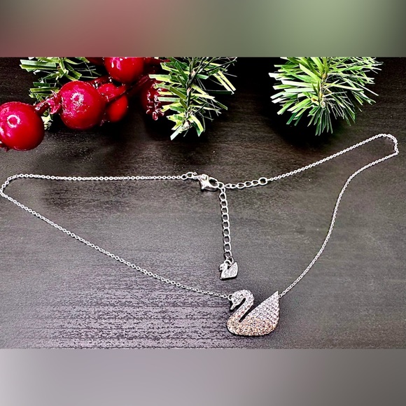 Swarovski Silver Swan - Picture 3 of 11
